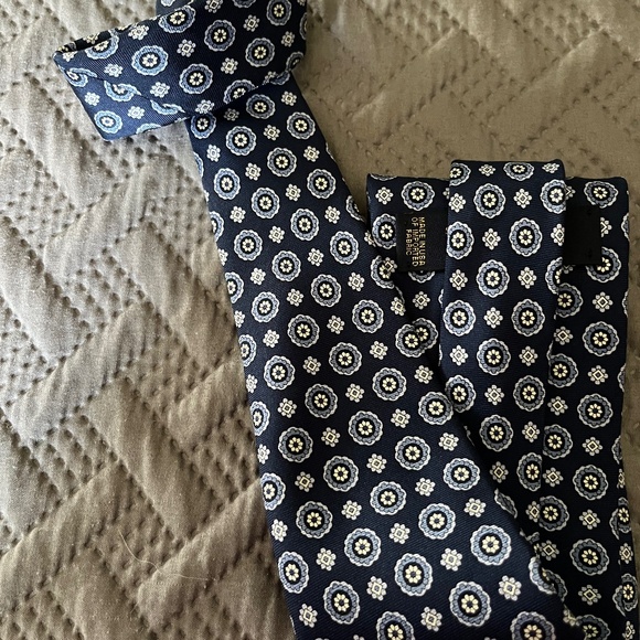 Brooks Brothers ‘346’ Silk Tie - Picture 1 of 6